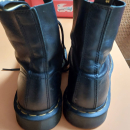 Anfibi Dr. Martens 1460 8 Eye Boot – pelle nera