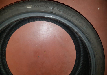 VENDO 4 PNEUMATICI INVERNALI M+S 235/35 R19