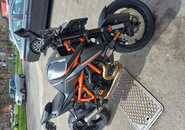 KTM Super Duke R 1390