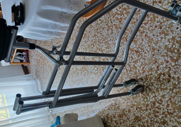 Deambulatore ascellare per disabili mai usato