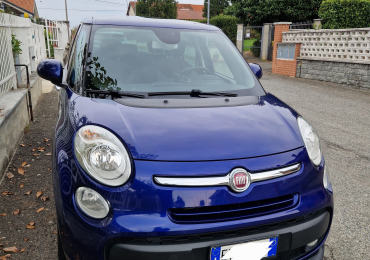 AUTO FIAT 500L