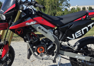 Moto vent derapage 50