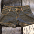 short jeans hello kitty