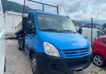 AUTOCARRO IVECO DAILY 35 RIBALTABILE