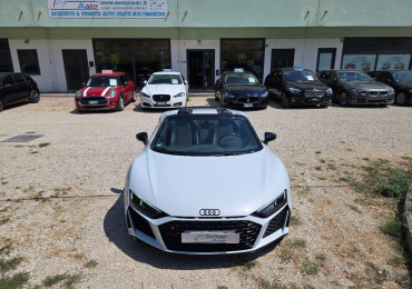 AUDI R8 SPYDER 5.2 QUATTRO