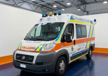 FURGONE FIAT DUCATO AMBULANZA (CALCI)