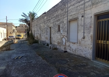 CASA INDIPENDENTE IN VENDITA A