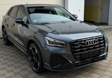 2021 Audi Q2 35 TDI quattro S line Garanzia Led