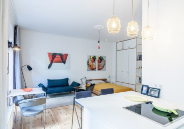 Bellissimo e luminoso appartamento con balcone