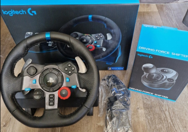 Logitech G29 Driving Force + Shifter Bundle (PC/PS3/PS4)