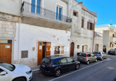 LOCOROTONDO (BA)