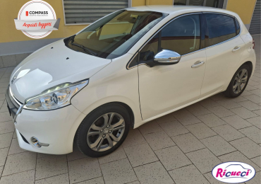 Peugeot 208 1.2 Allure 5p