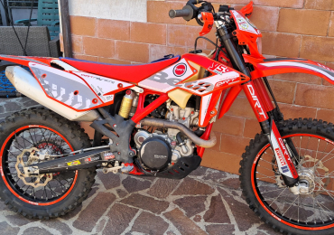 VENDO MOTO ENDURO
