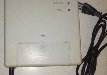 Borchia Telecom per linee ISDN, funzionante.