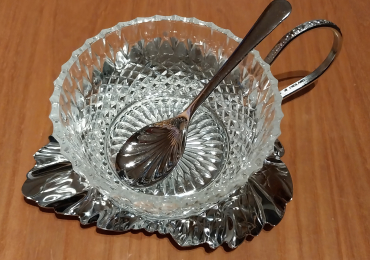 Ciotola per confettura o salsa o altri cibi, in vetro tagliato