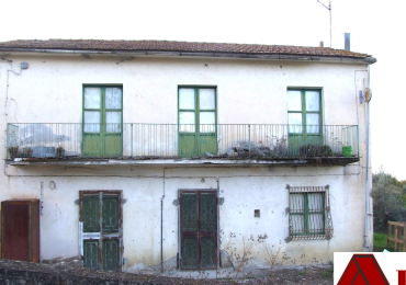Casa singola con terreno