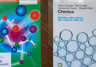 Libri di testo per scuole superiori