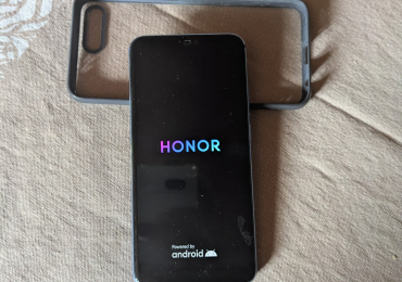 Smartphone Android Honor 10 in ottimo stato in tutto!