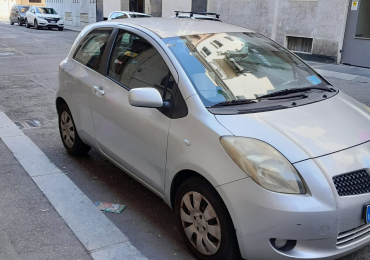 Vendo auto Toyota Yaris