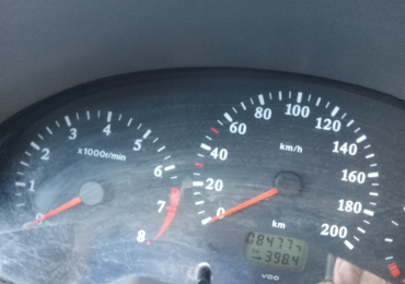 Vendesi Nissan Micra