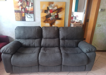 DIVANO 3POSTI CON RECLINER ELETTRICI
