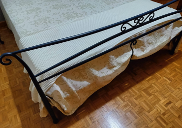 Letto matrimoniale in ferro