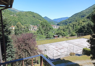 LOCALE USO COMMERCIALE a Mezzenile