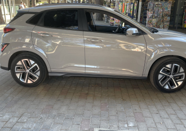 Auto Hyundai Kona elettrica 39 KwH