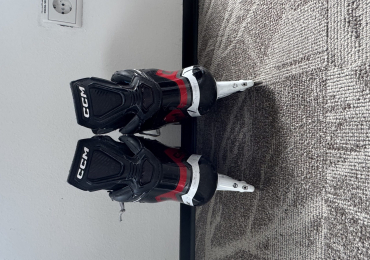 Pattini da hockey su ghiaccio CCM JetSpeed FT6