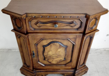 Mobile in legno vintage consolle o porta TV