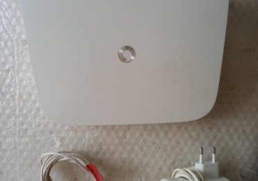 Modem Router Vodafone Station Revolution modello AHG2500