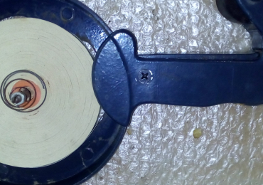 Applicatore di nastro carta Pre-collata per legno, o altri materiali,