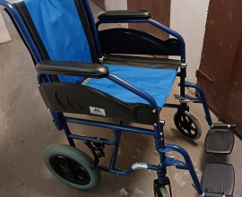 Sedia a rotelle Mobiclinic, modello Maestranza