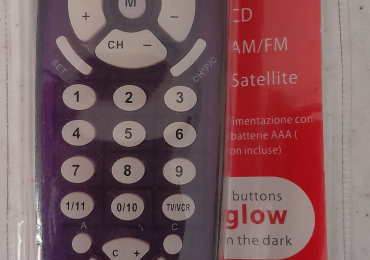 Telecomando universale Akai RM01