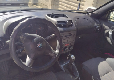 Alfa 147  Auto