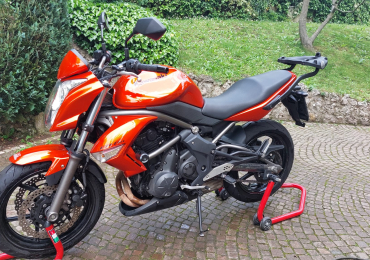 Kawasaki ER6N 2009