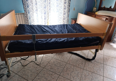 VENDITA AUSILI SANITARI PROFESSIONALI – PARI AL NUOVO