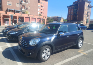 AUTO MINI COUNTRYMAN ONE