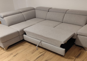 Divano letto angolare grigio chiaro