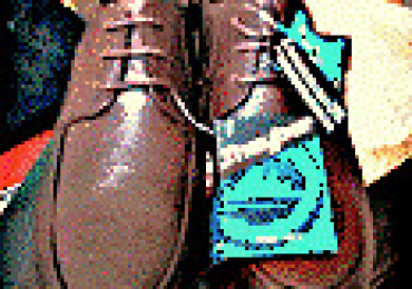 BLOCCO SCARPE UOMO NUOVE N. 42/43
