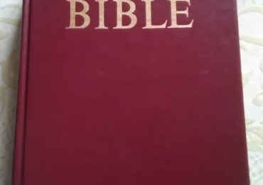 BIBLE IN LINGUA CECA