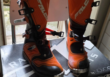 Stivali moto in pelle “Falco”
