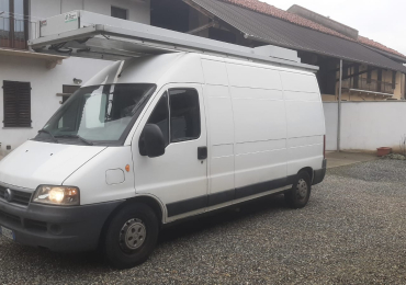 Furgone ducato con tenda per mercato