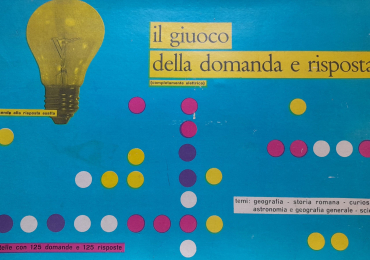 Gioco da tavolo vintage educativo ed elettrico degli anni ’50/’60, intitolato “il giuoco della domanda e risposta”