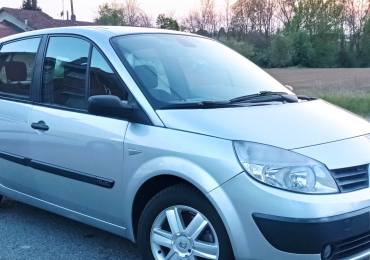 Vendo Renault Scenic 1.9 dci 130 cv.