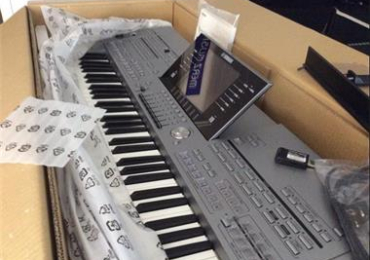 Vendita tastiera sintetizzatore Yamaha Tyros 5 a 76 tasti
